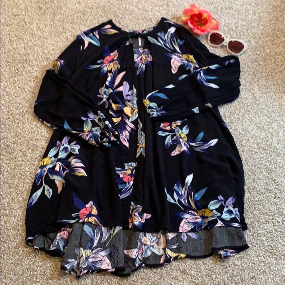 Free People Navy with floral print Tunic NWOT